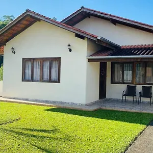 https://casa-aconchego-pomerode.santa-catarina-brasil.com