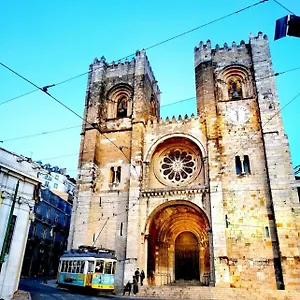 https://apartamento-alfama.hotels-lisbon-portugal.com